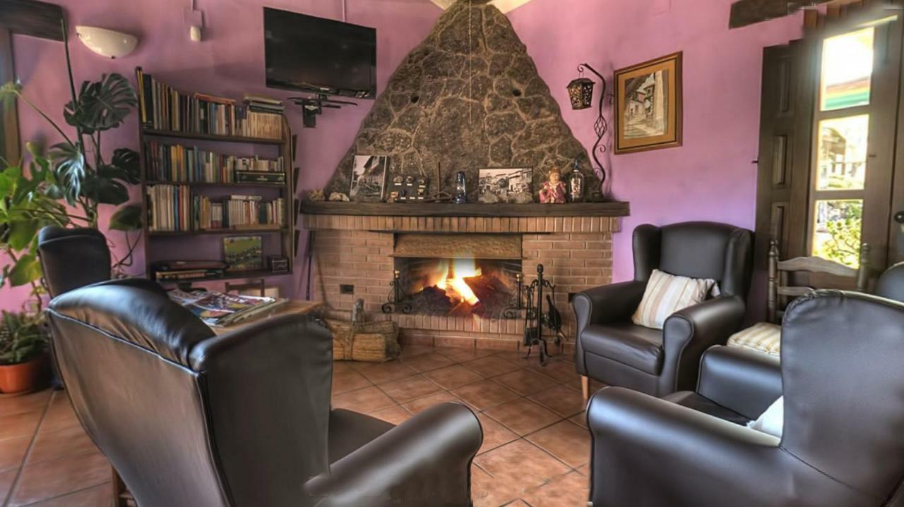 El Canchal De La Gallina - Parking Gratis - Jacuzzi En Privado - Cafeteria - Desayunos - Piscina De Agua Caliente A Partir Del 12 De Abril 2025 Hervás Εξωτερικό φωτογραφία